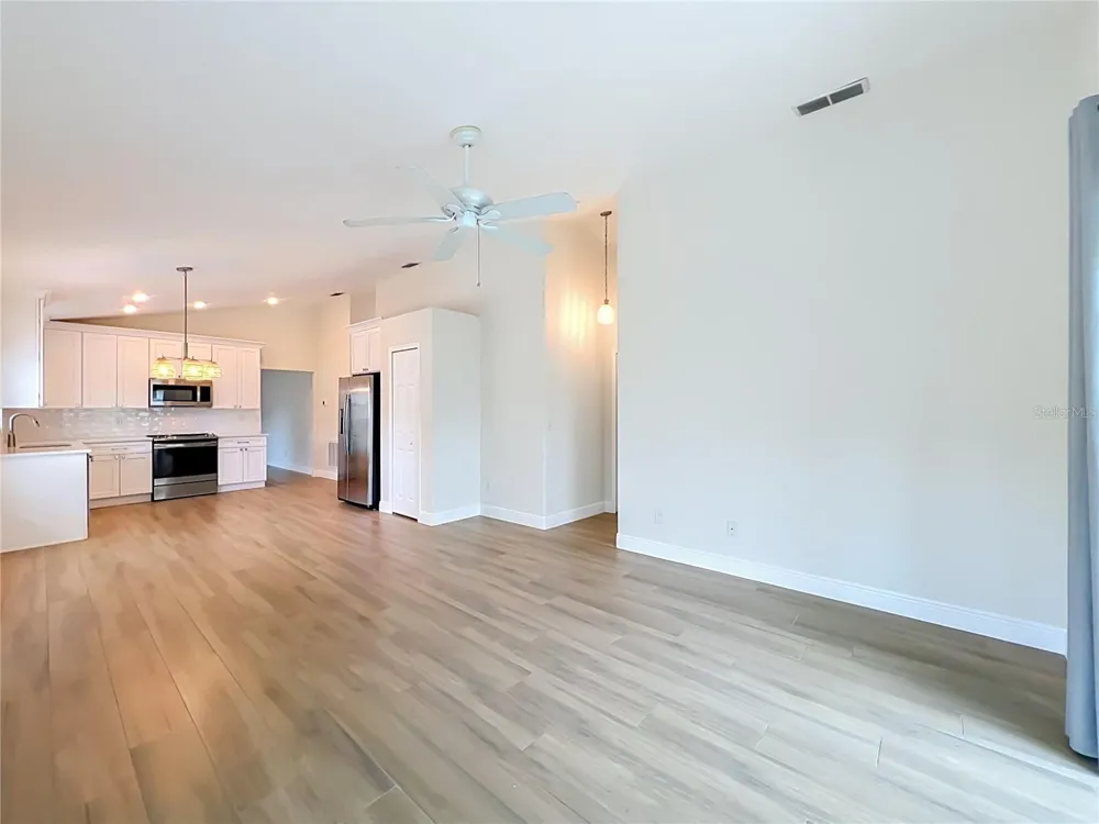 998 WHITE SPRINGS LANE Winter Springs, FL 32708