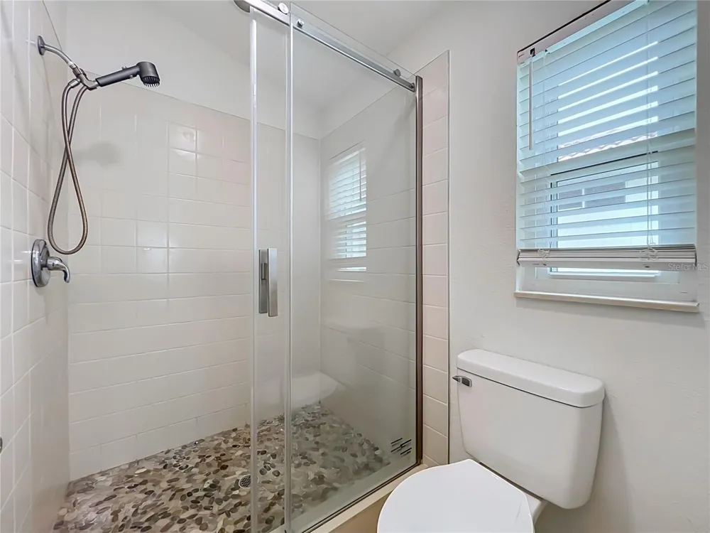 998 WHITE SPRINGS LANE Winter Springs, FL 32708