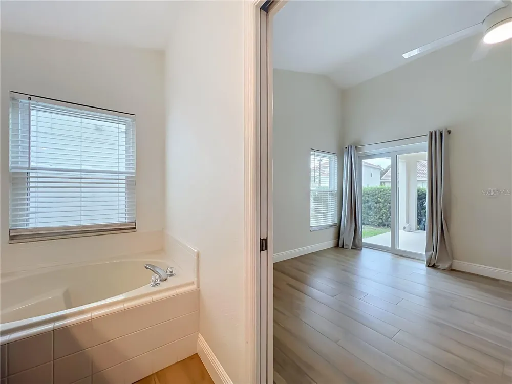 998 WHITE SPRINGS LANE Winter Springs, FL 32708