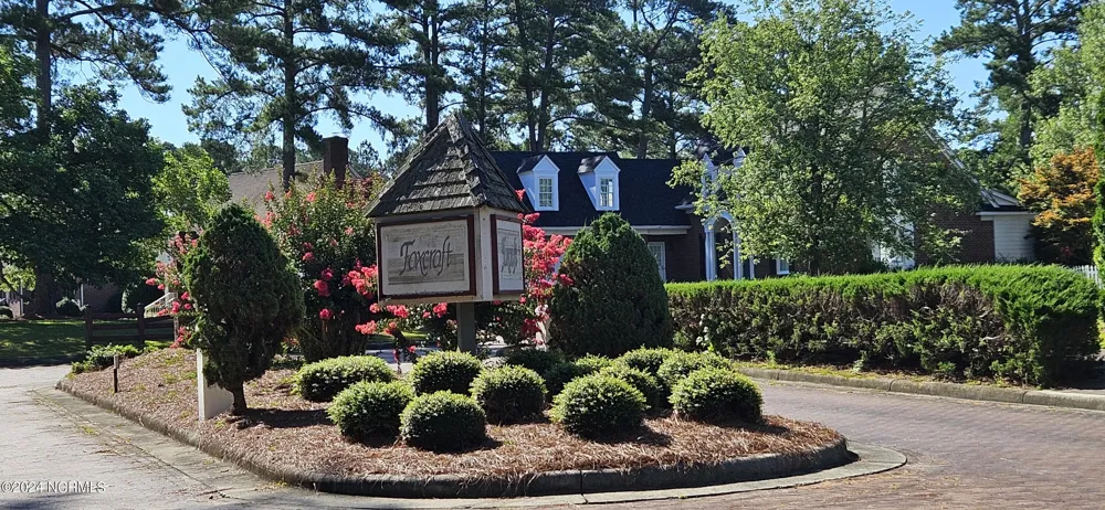 110 Foxcroft Drive Clinton, NC 28328