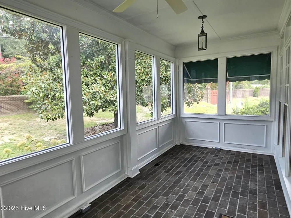 110 Foxcroft Drive Clinton, NC 28328