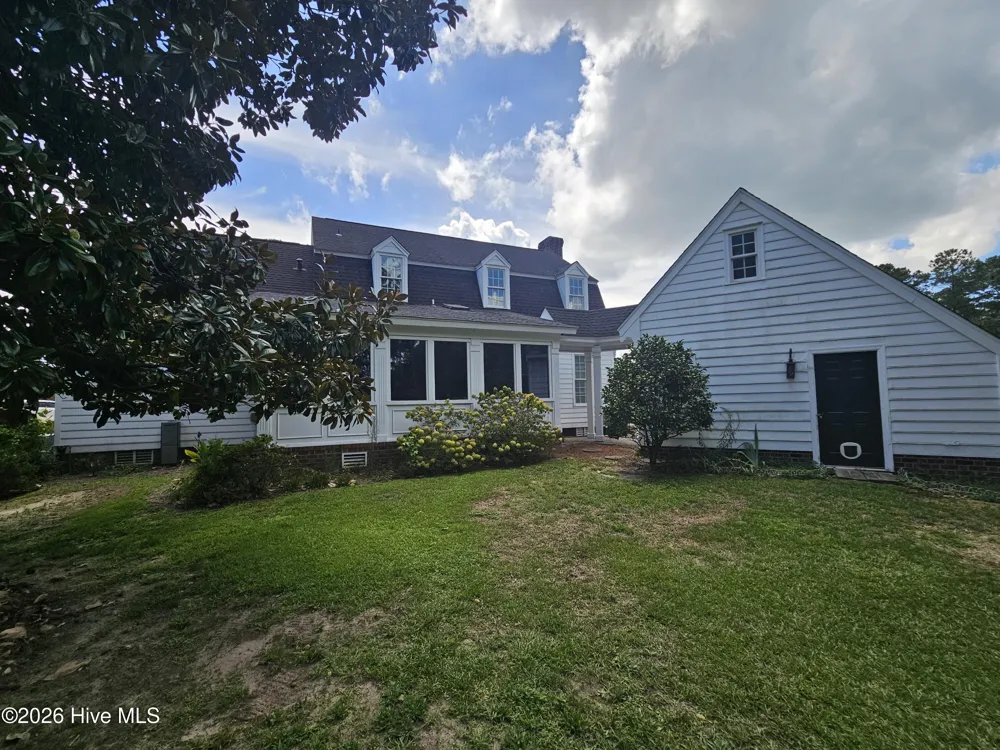 110 Foxcroft Drive Clinton, NC 28328
