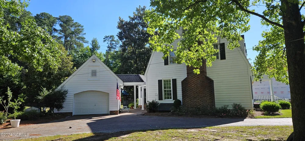 110 Foxcroft Drive Clinton, NC 28328