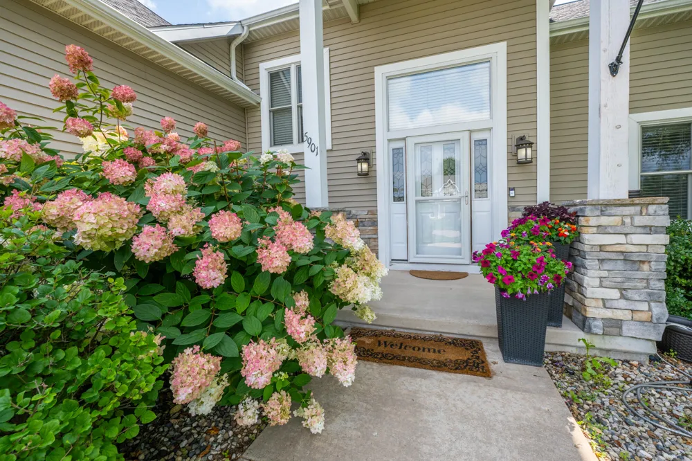 5901 Wabash Lane Stevensville, MI 49127