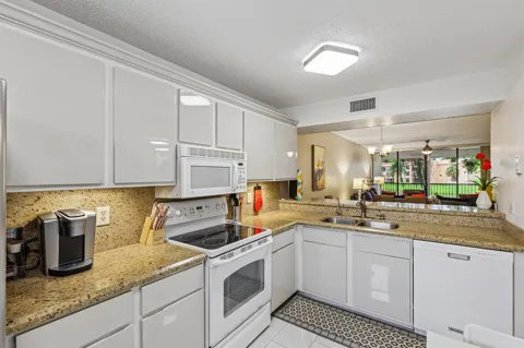 5718 Coral Lake Drive #206