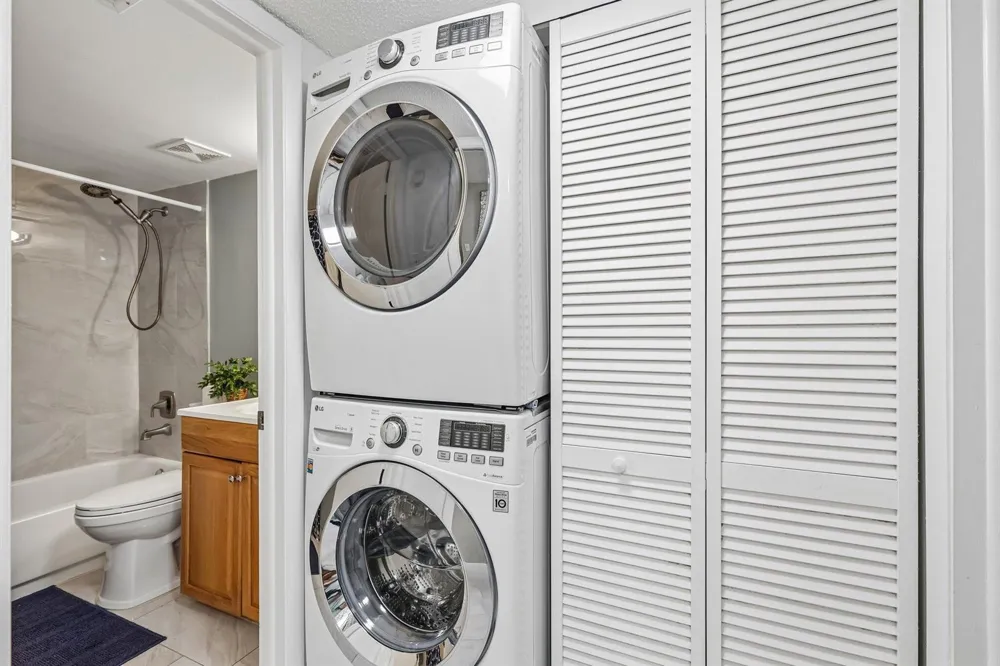 5718 Coral Lake Drive #206 Margate, FL 33063