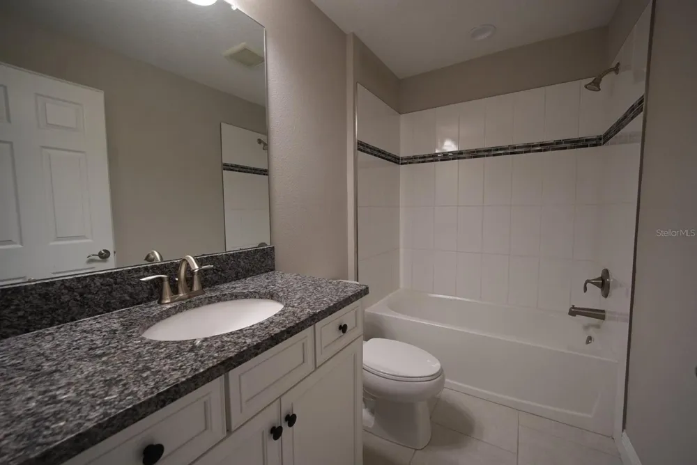 5450 WAYFARER AVENUE Apollo Beach, FL 33572