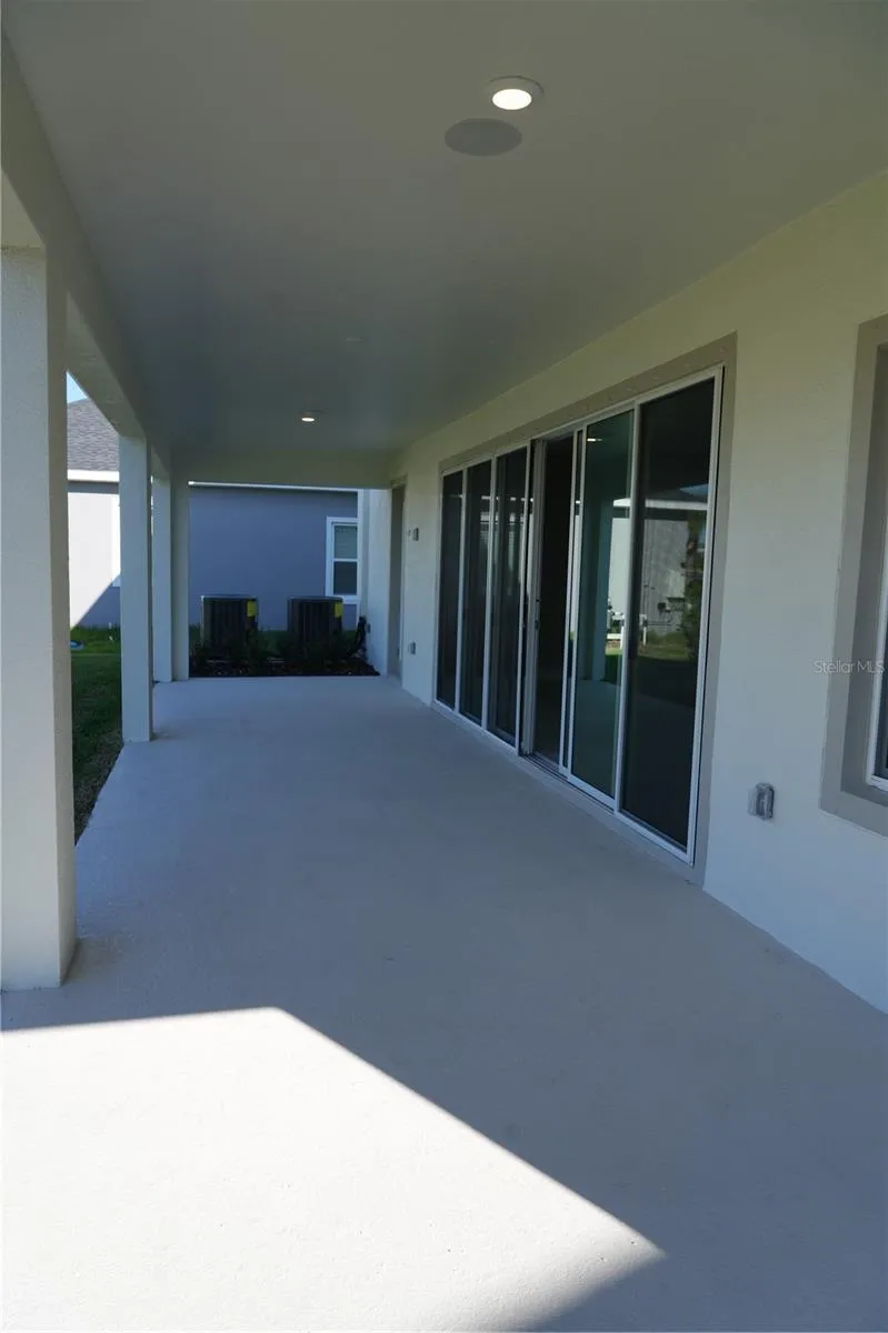 5450 WAYFARER AVENUE Apollo Beach, FL 33572