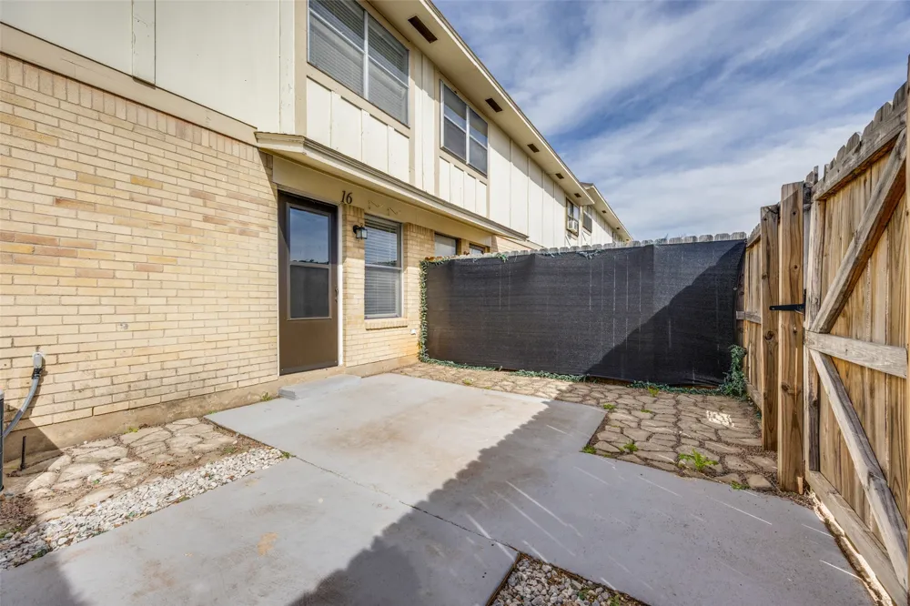 1905 W Morton Street #16 Denison, TX 75020