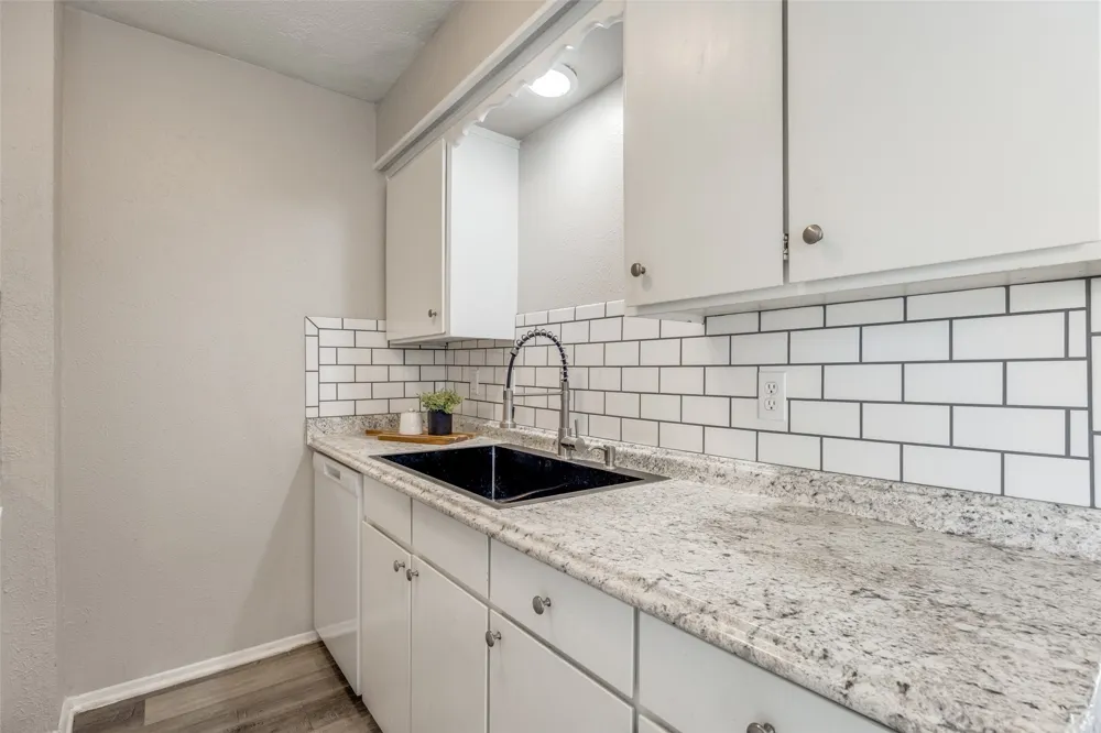 1905 W Morton Street #16 Denison, TX 75020
