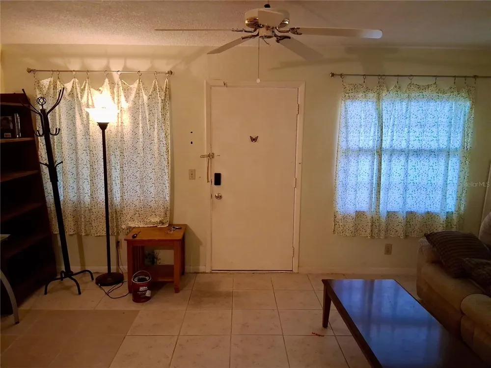 1250 S PINELLAS AVENUE #511 Tarpon Springs, FL 34689