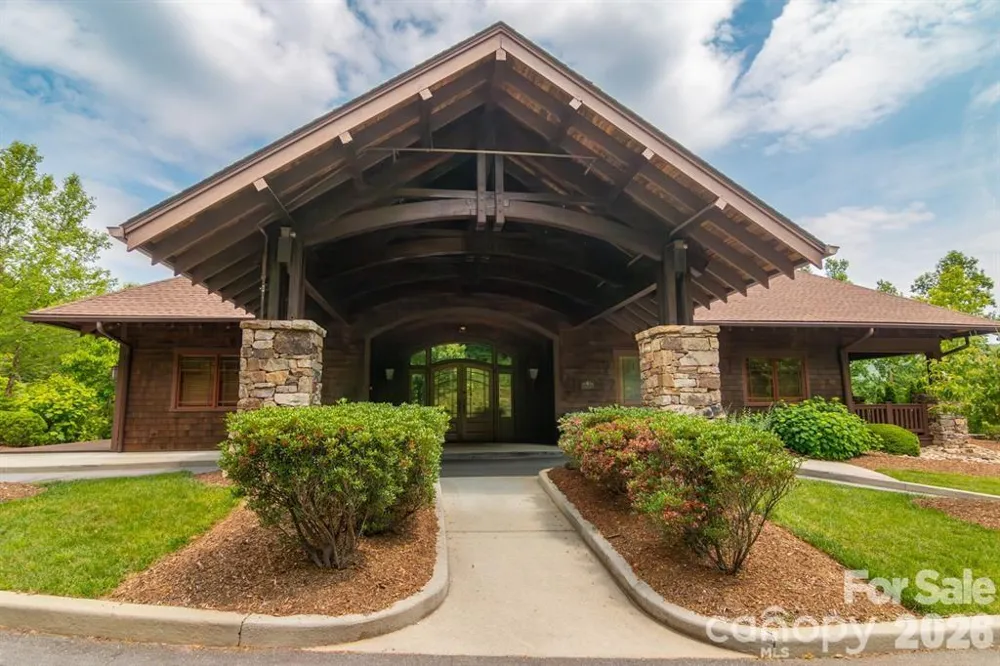 35 Cottage Settings Lane Black Mountain, NC 28711