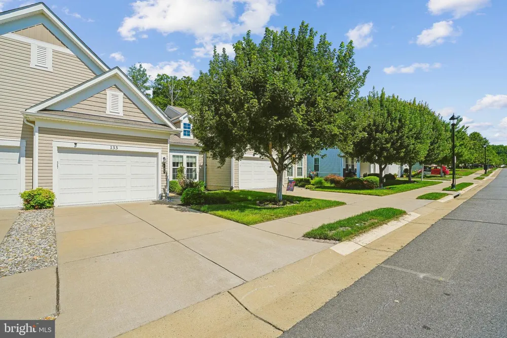 133 LONG POINT DRIVE Fredericksburg, VA 22406