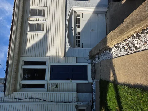 65 S Clinton Street #B
