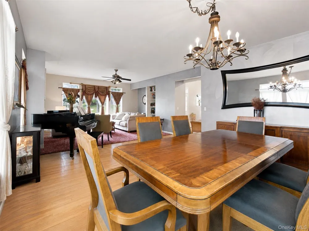 12 Greenwood Drive Newburgh, NY 12550