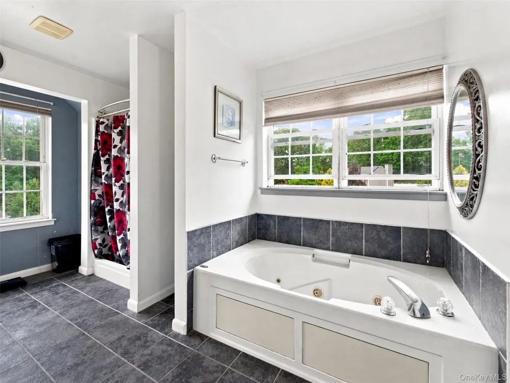 12 Greenwood Drive Newburgh, NY 12550