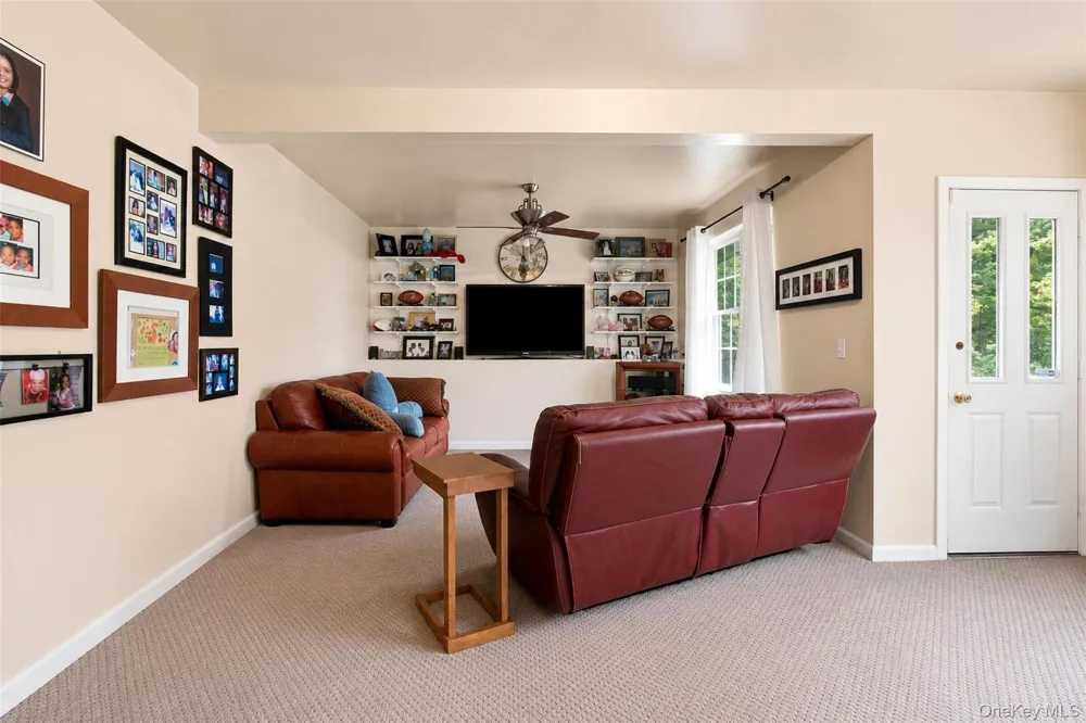 12 Greenwood Drive Newburgh, NY 12550