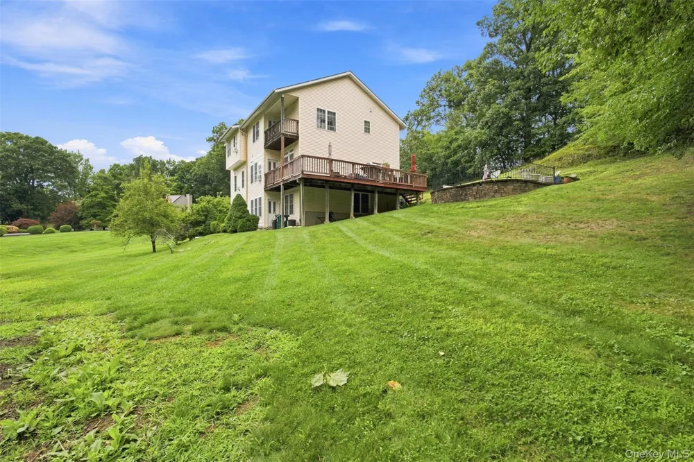 12 Greenwood Drive Newburgh, NY 12550