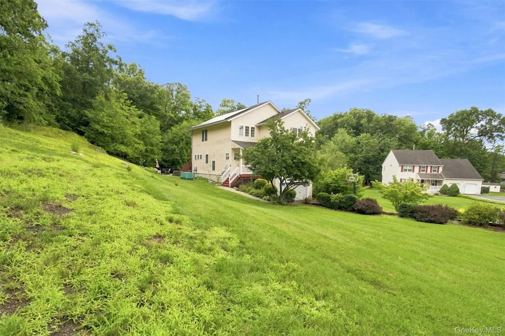 12 Greenwood Drive Newburgh, NY 12550
