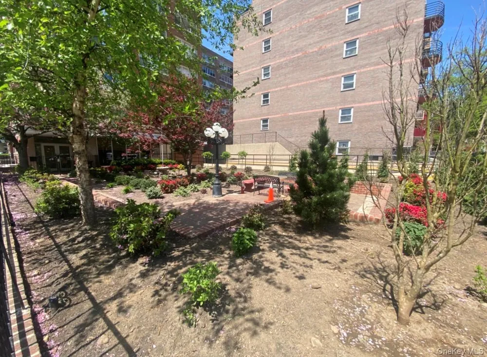 8111 45th Avenue #5C Elmhurst, NY 11373