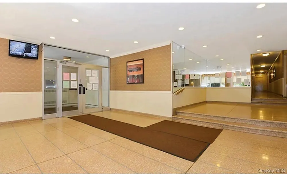 8111 45th Avenue #5C Elmhurst, NY 11373