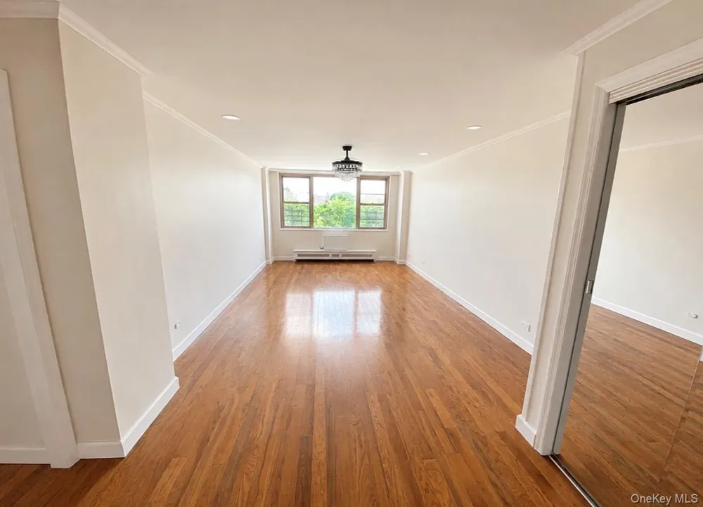 8111 45th Avenue #5C Elmhurst, NY 11373