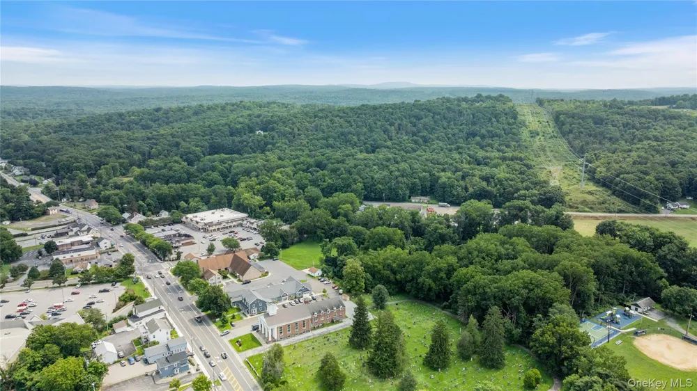 46 South Avenue Pleasant Valley, NY 12569