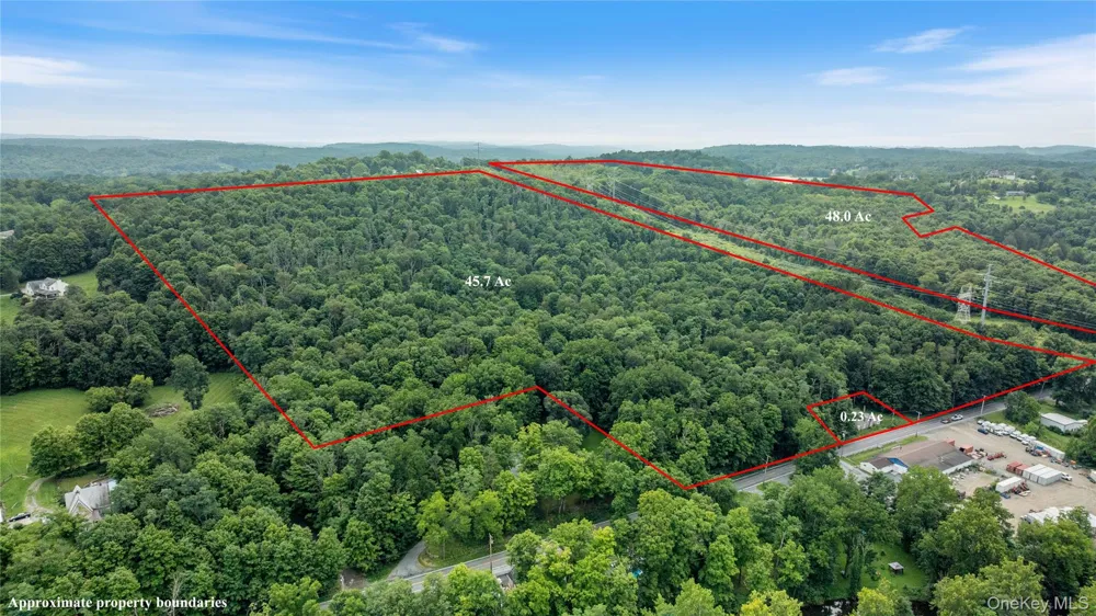 46 South Avenue Pleasant Valley, NY 12569