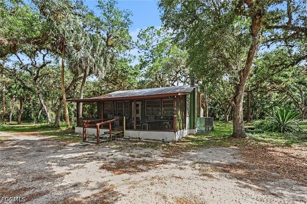 Secretariat Drive Labelle, FL 33935