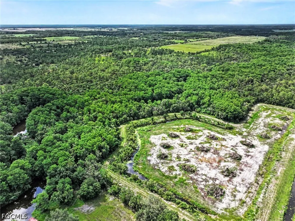 Secretariat Drive Labelle, FL 33935