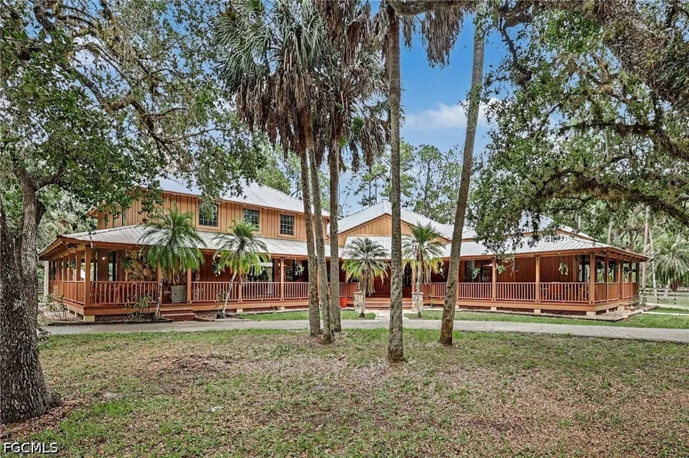 Secretariat Drive Labelle, FL 33935