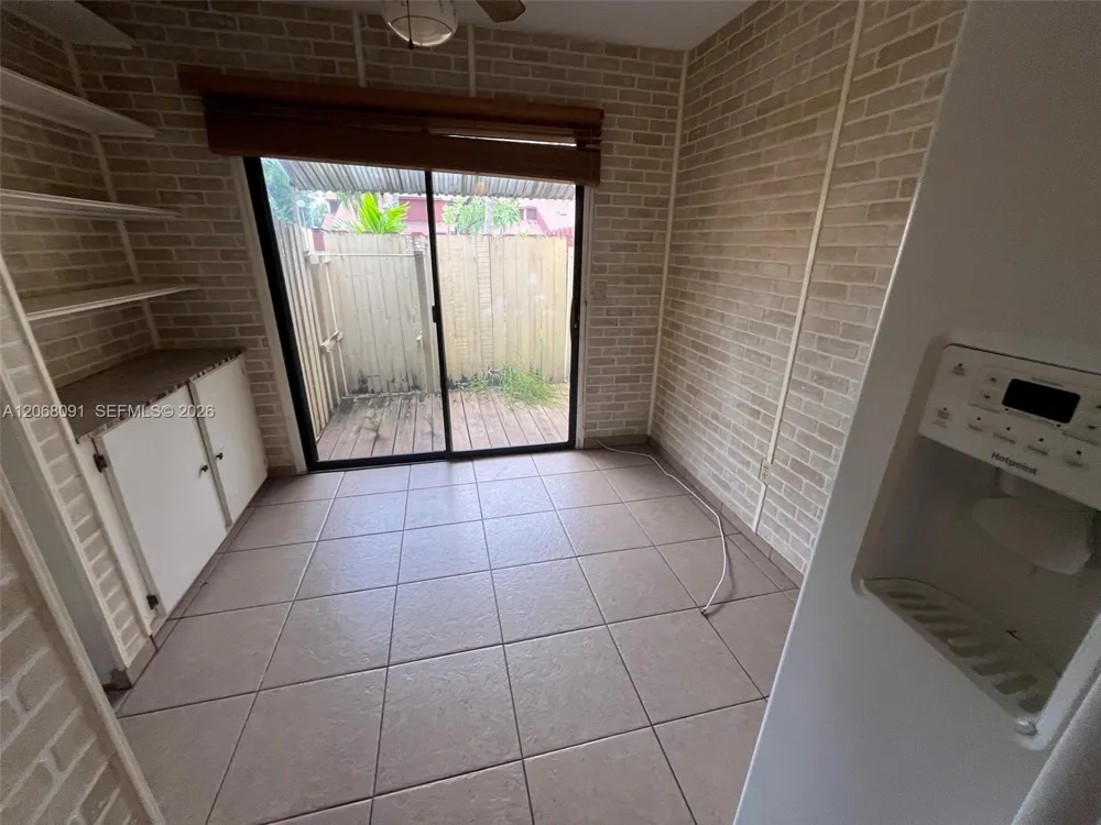 463 SE 14th St #463 Dania Beach, FL 33004
