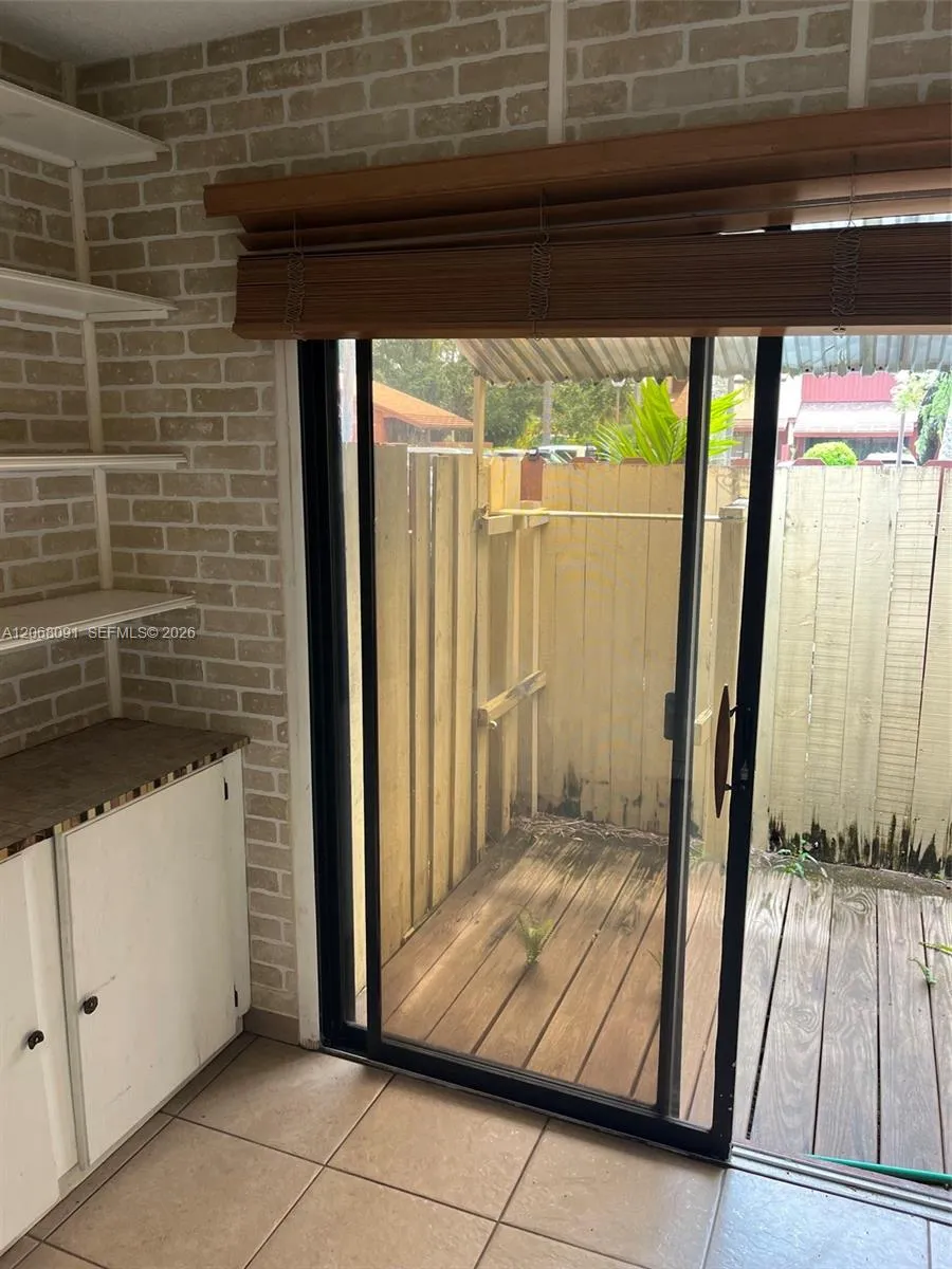 463 SE 14th St #463 Dania Beach, FL 33004