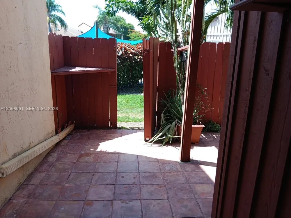463 SE 14th St #463 Dania Beach, FL 33004