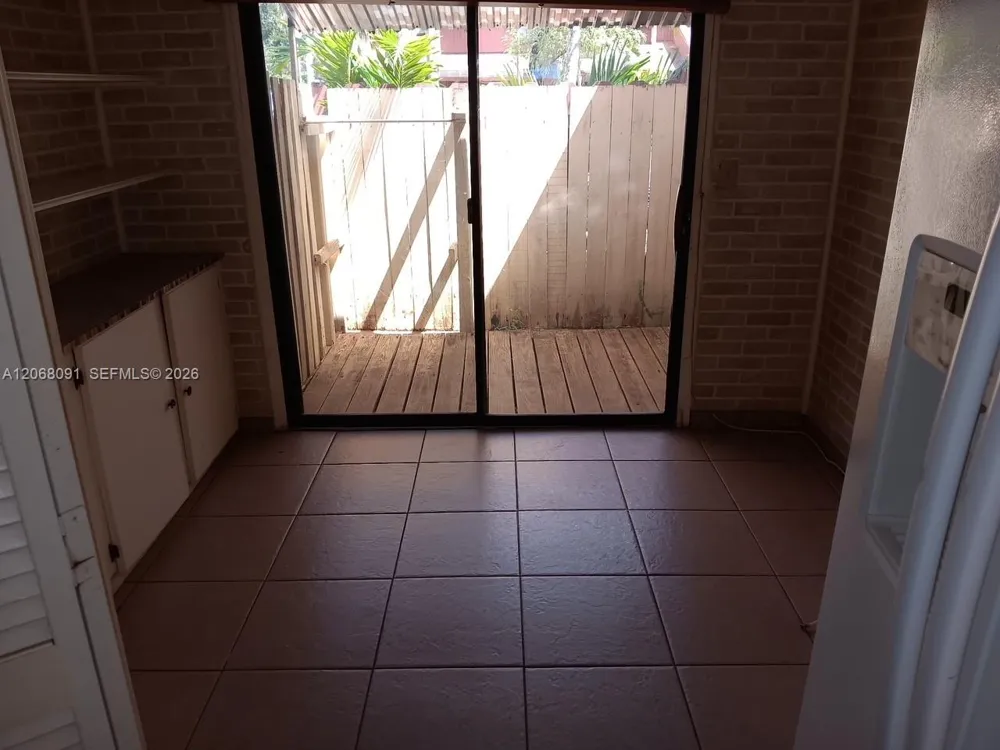 463 SE 14th St #463 Dania Beach, FL 33004