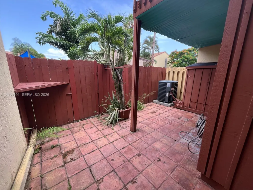 463 SE 14th St #463 Dania Beach, FL 33004