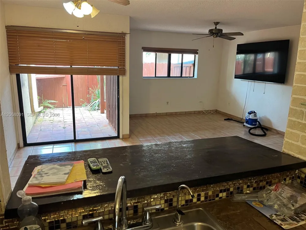 463 SE 14th St #463 Dania Beach, FL 33004