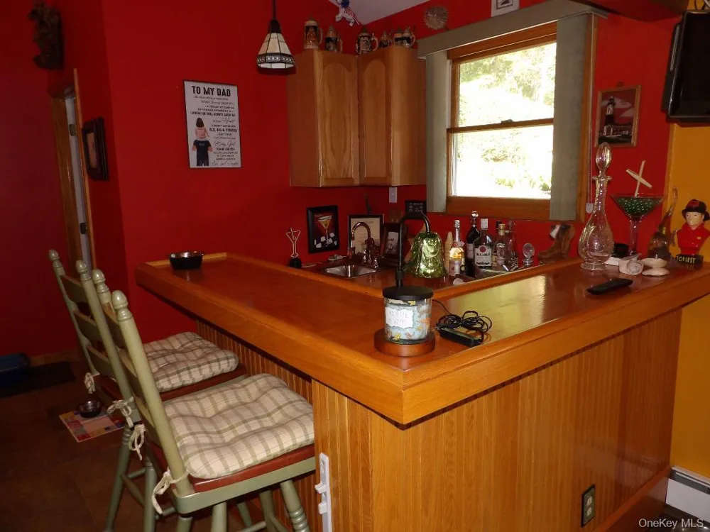 10 George Hill Road Mount Sinai, NY 11766