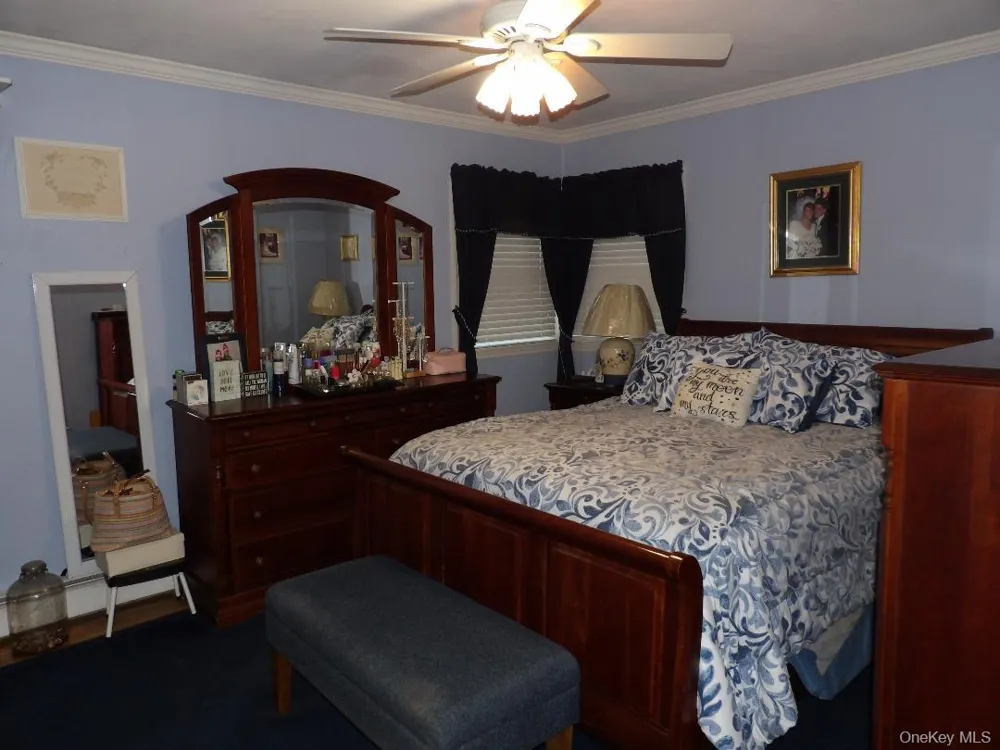 10 George Hill Road Mount Sinai, NY 11766