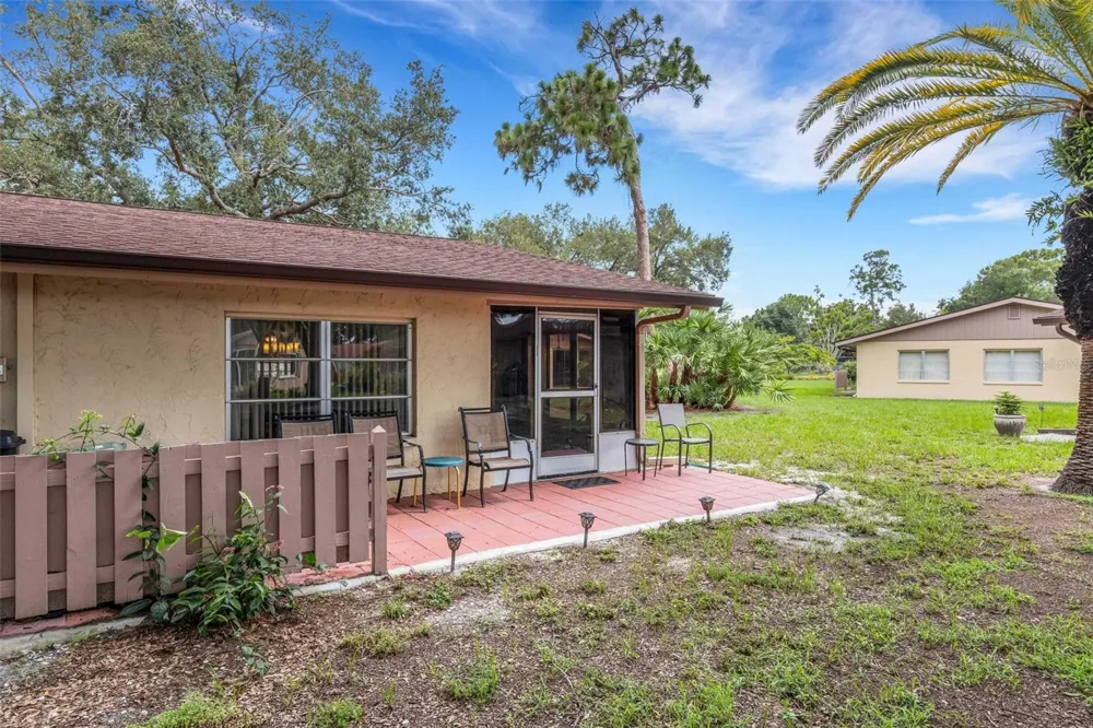4574 MOHICAN #151 Sarasota, FL 34233