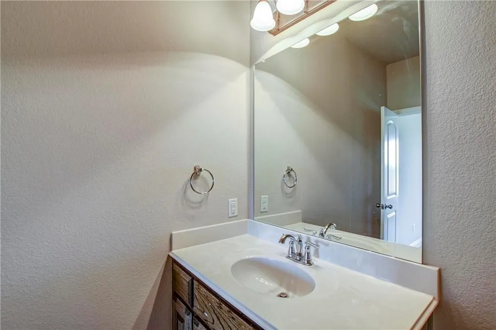 416 Canvas Court Crowley, TX 76036