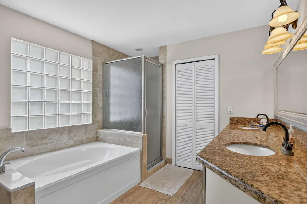 22063 ALTONA DRIVE Boca Raton, FL 33428