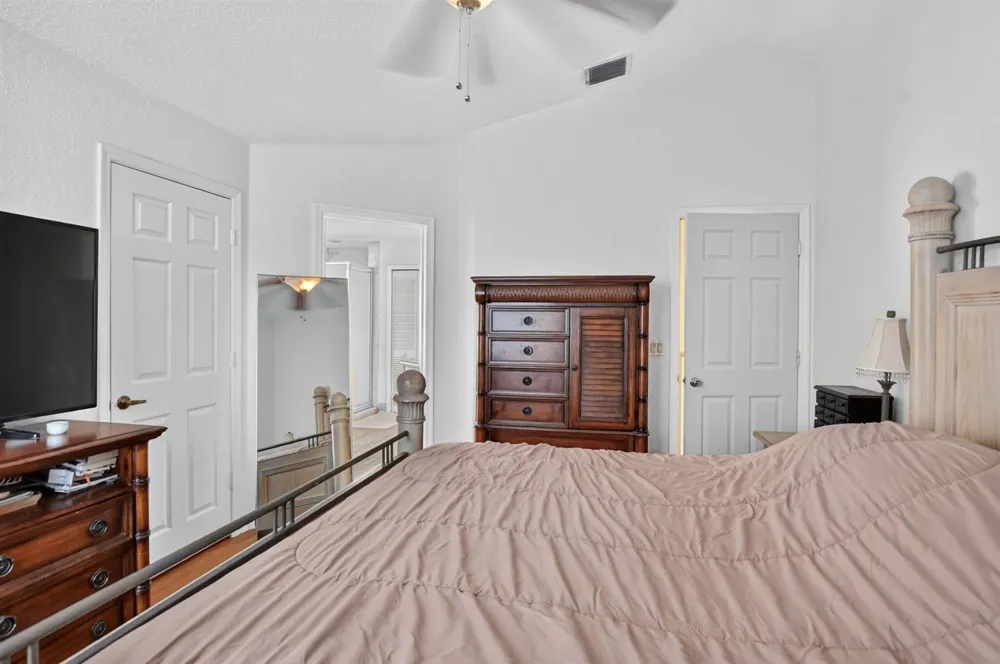 22063 ALTONA DRIVE Boca Raton, FL 33428