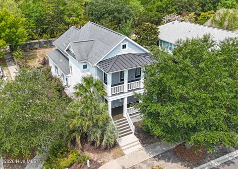 429 Cades Trail