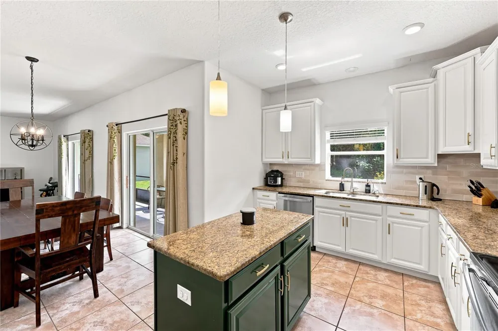 16613 MYRTLE SAND DRIVE Wimauma, FL 33598