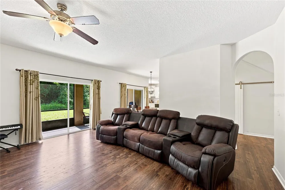 16613 MYRTLE SAND DRIVE Wimauma, FL 33598