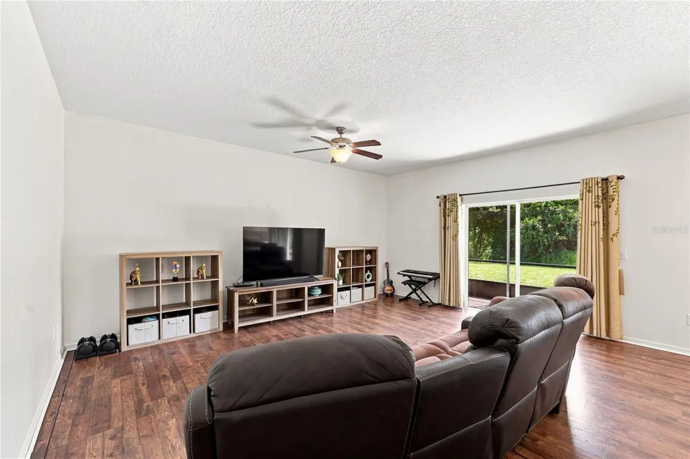 16613 MYRTLE SAND DRIVE Wimauma, FL 33598