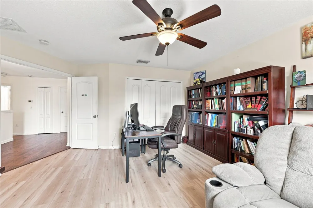 16613 MYRTLE SAND DRIVE Wimauma, FL 33598