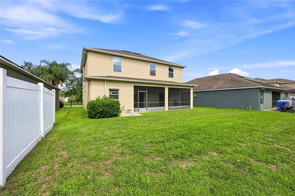 16613 MYRTLE SAND DRIVE Wimauma, FL 33598
