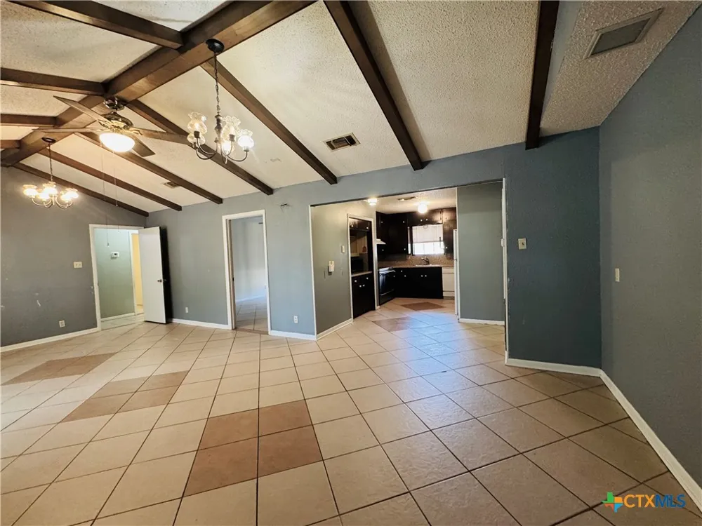 2405 Osage Road Gatesville, TX 76528